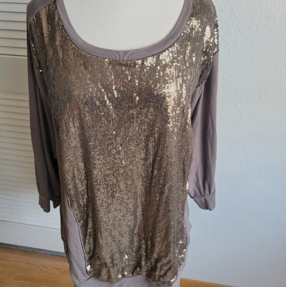LYS Tops - LYS Gold Sequin Blouse